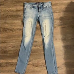 3L Hollister jeans